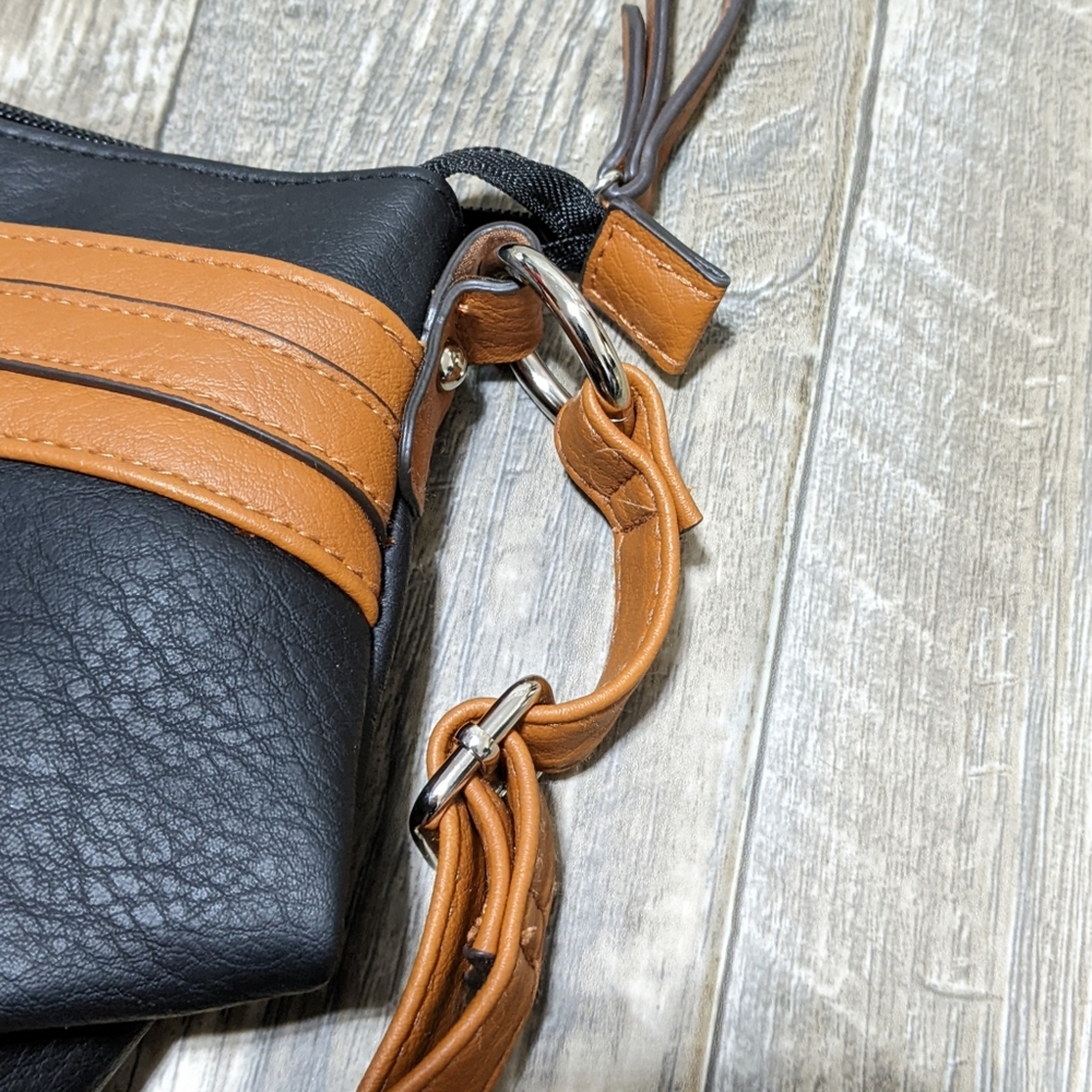 Rosetti Triple Play Tanya Crossbody Bag - Picture 8 of 10